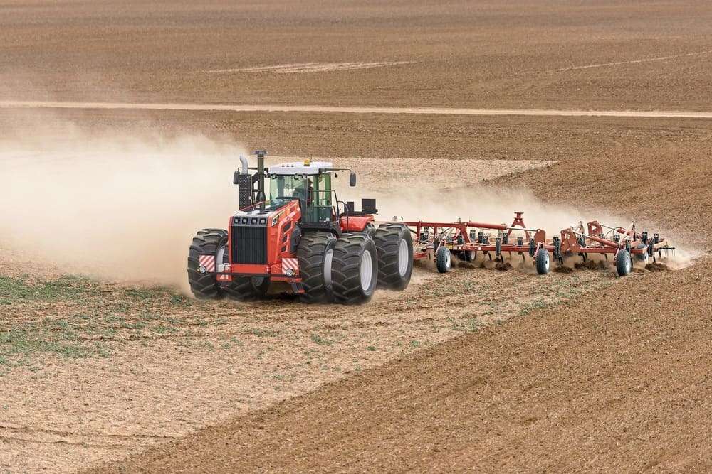 Приз «Гордость Отечества» присужден трактору Ростсельмаш Приз «Гордость Отечества» присужден трактору Ростсельмаш