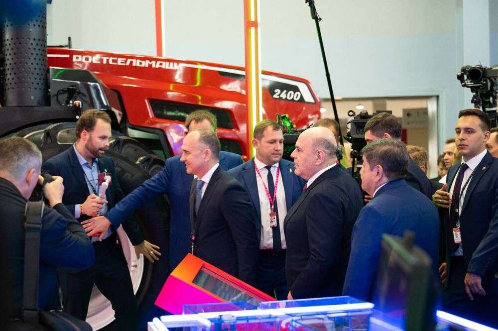 Премьер-министр отметил работу Ростсельмаш
